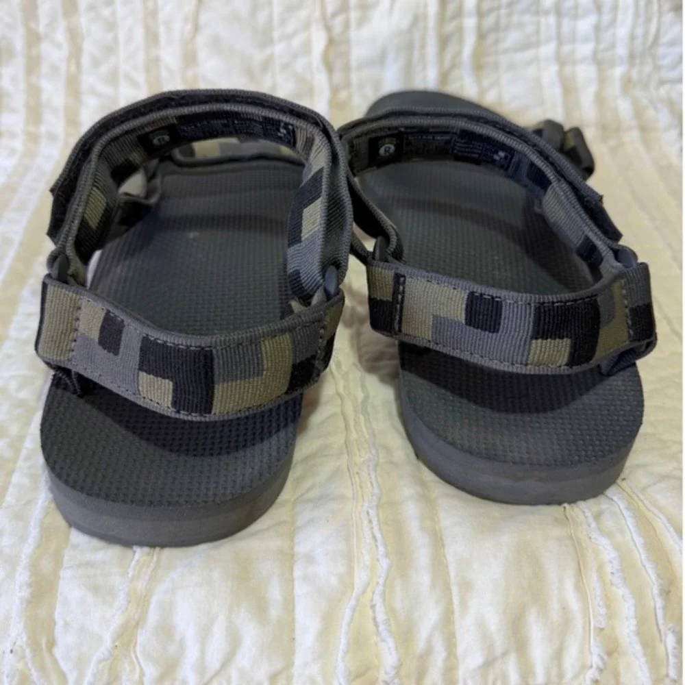 Teva‎ Original Universal Sandals Green Pixel Gorpcore Sustainable Travel Mens 9